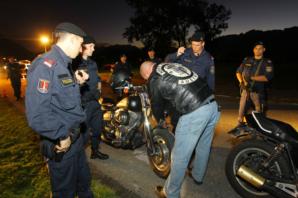 Kontrolle Bikertreffen75.jpg