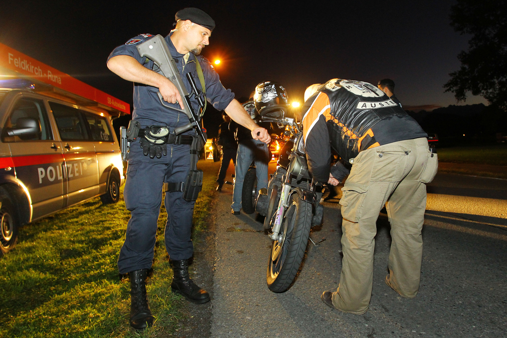 Kontrolle Bikertreffen78.jpg