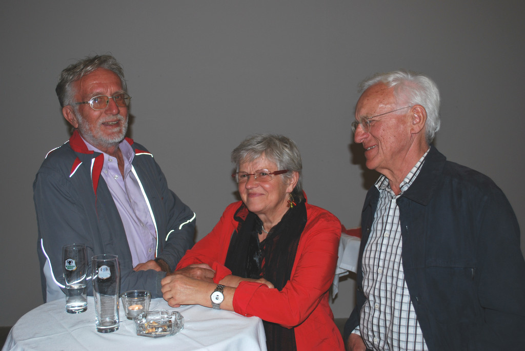 G__nter Hagen_ Initiator der St__dtepartnerschaft mit Selestat_ Edith Betzler_ Ernst Hagen.JPG