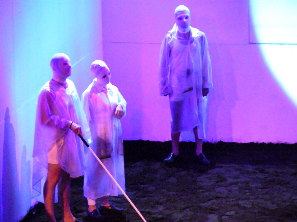 112_7087_JPG-1318456216