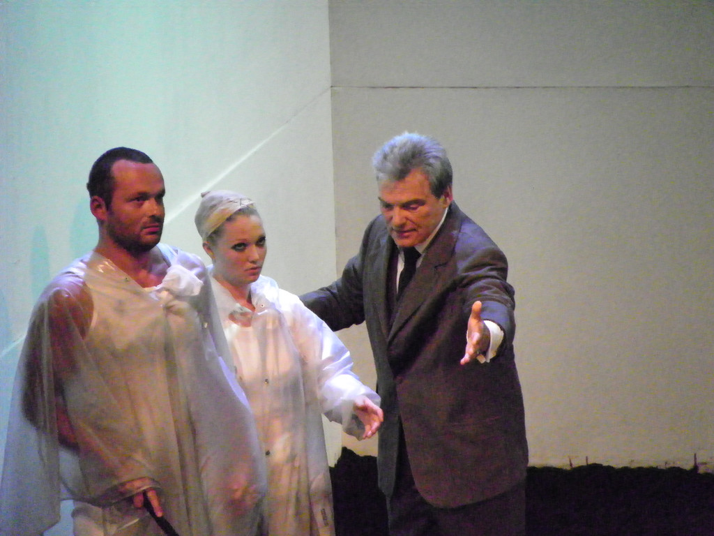 112_7120_JPG-1318456279