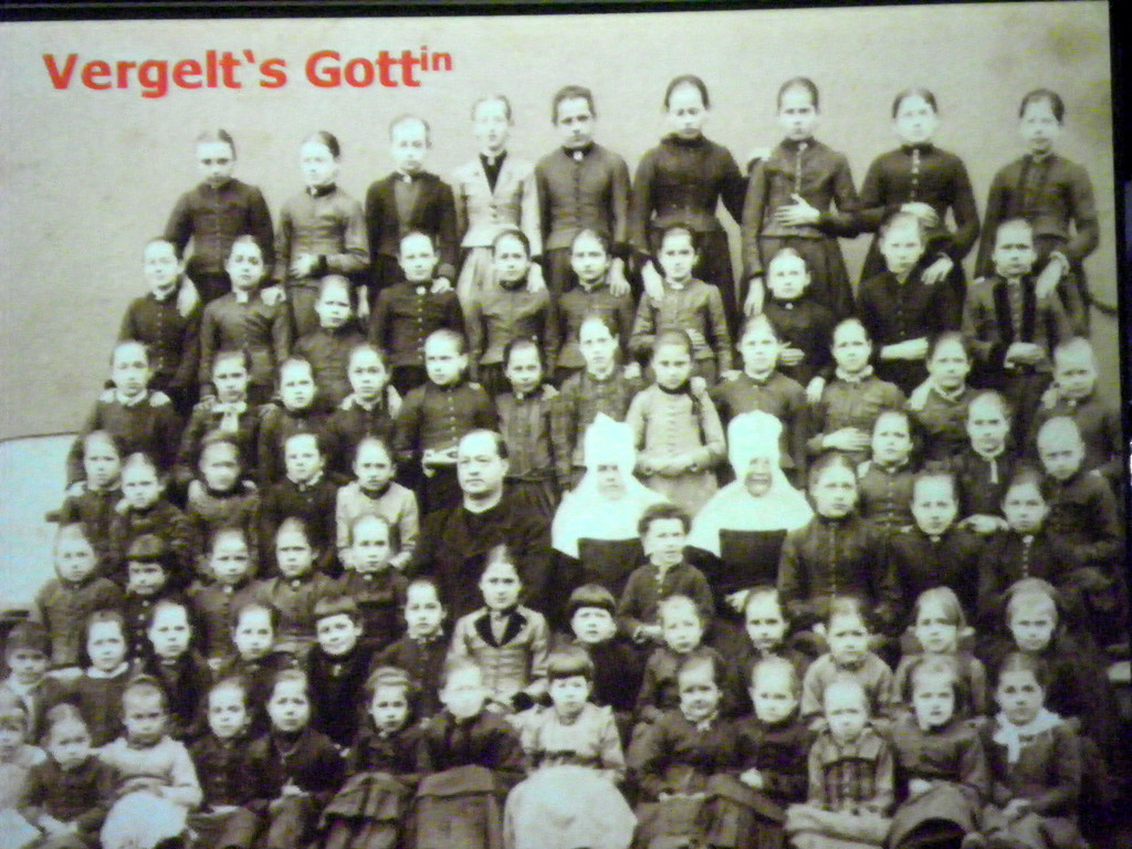 112_8287_JPG-1318458209