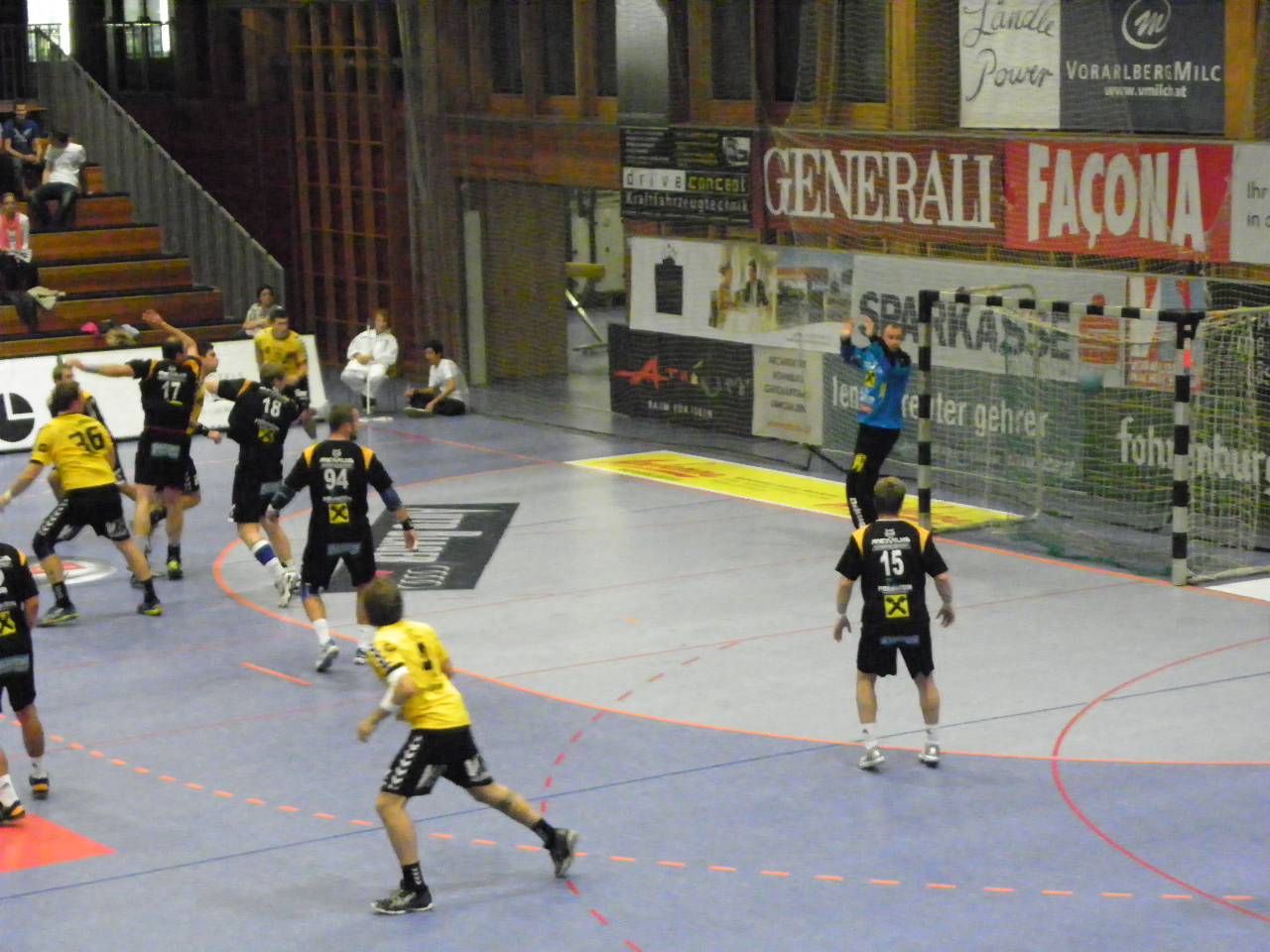 112_8297_JPG-1318544144