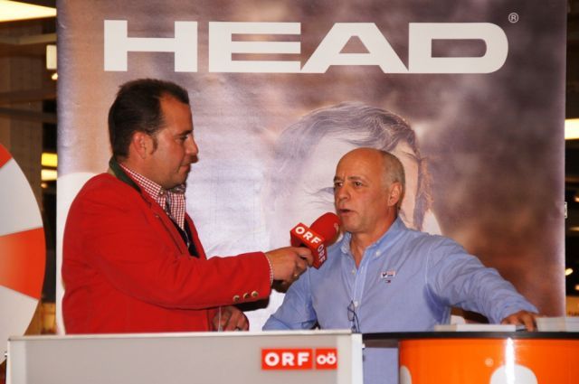normal_13102011eroeffnungintersportspaktivnews_007.JPG