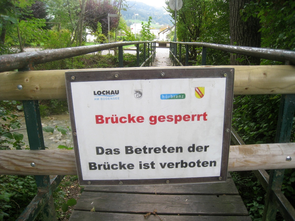 Sperre Bruecke Ruggbach Weidenweg _2__jpg-1318672352
