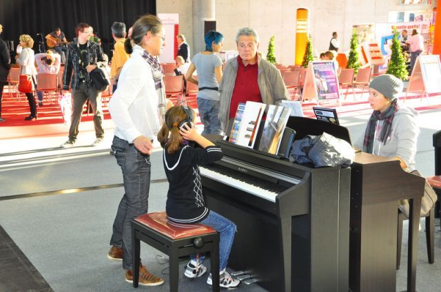 normal_14102011musikmbaktivnews008.JPG