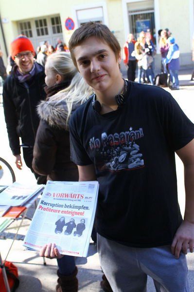 normal_15102011fmt_demo_ta_008.JPG