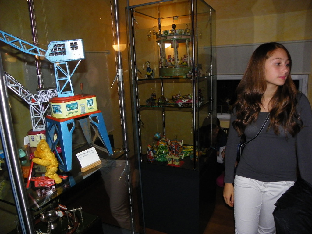 106_7007_jpg-1318722821