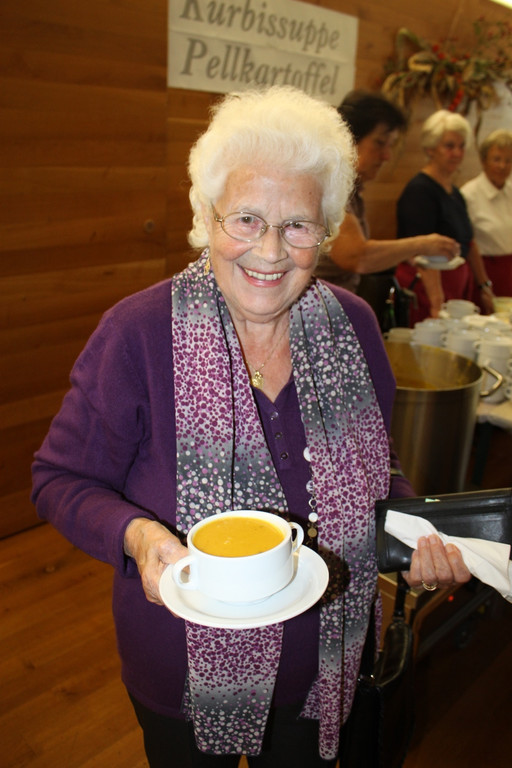 Kartoffeltag Pfarre 2011 _6__jpg-1318781174