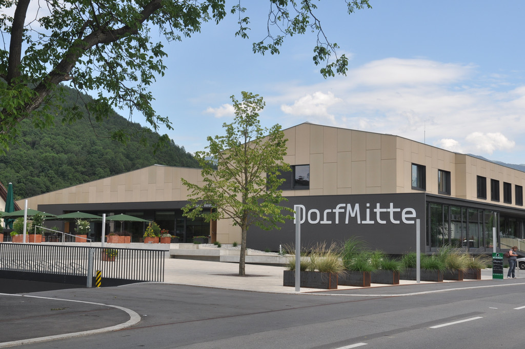 DorfMitte04.jpg