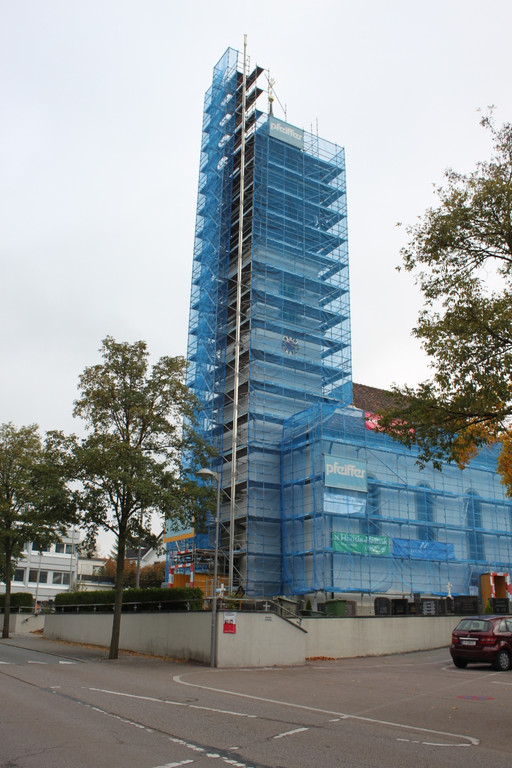 Turmuhr mit Kirchturm _4__jpg-1318788813