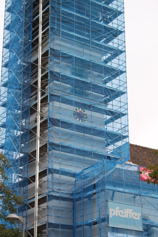 Turmuhr mit Kirchturm _5__jpg-1318788829