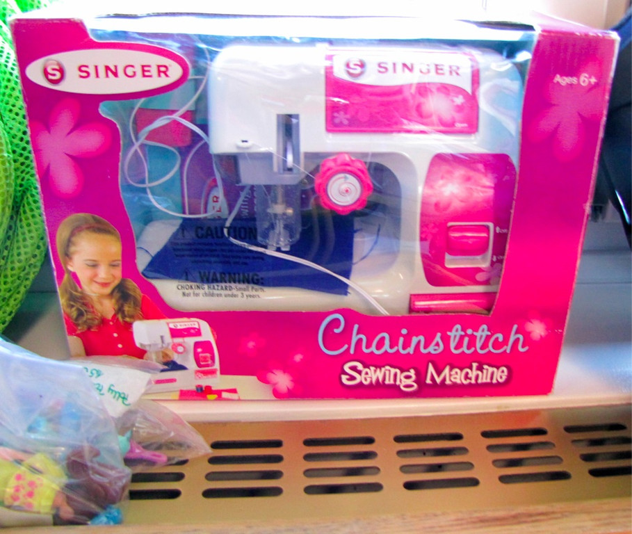 BK_kinderkleiderbasar 7_jpg-1318793104