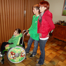Scheck__bergabe Stunde des Herzens 14_10_2011  _5__JPG-1318794373