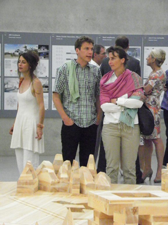 111_9790_JPG-1318804807