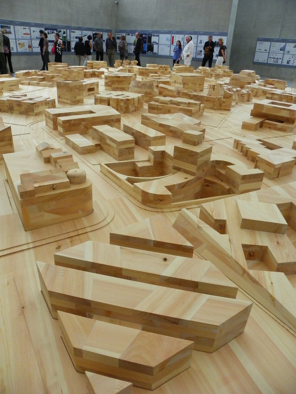 111_9841_JPG-1318804874