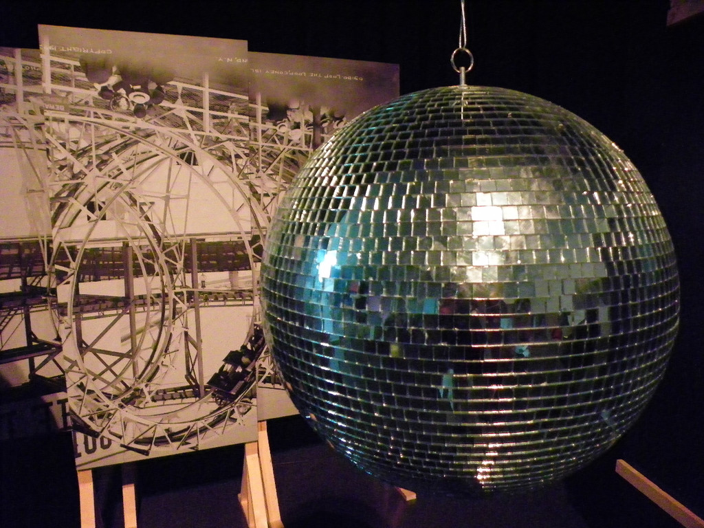 111_9869_JPG-1318804893