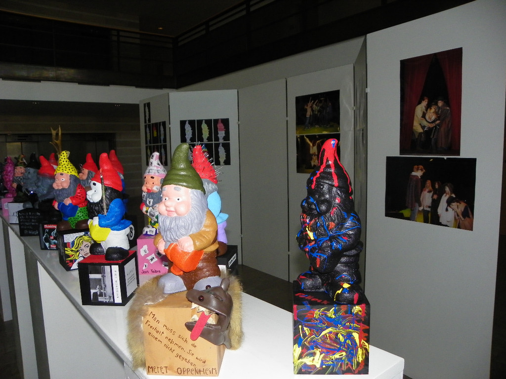 112_8245_JPG-1318806573