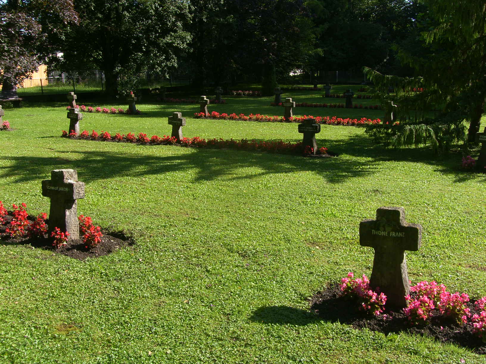 SH101743_JPG-1318842254