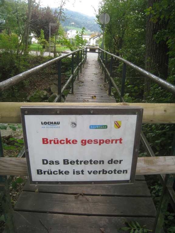 Sperre Bruecke Ruggbach Weidenweg _1__jpg-1318874040