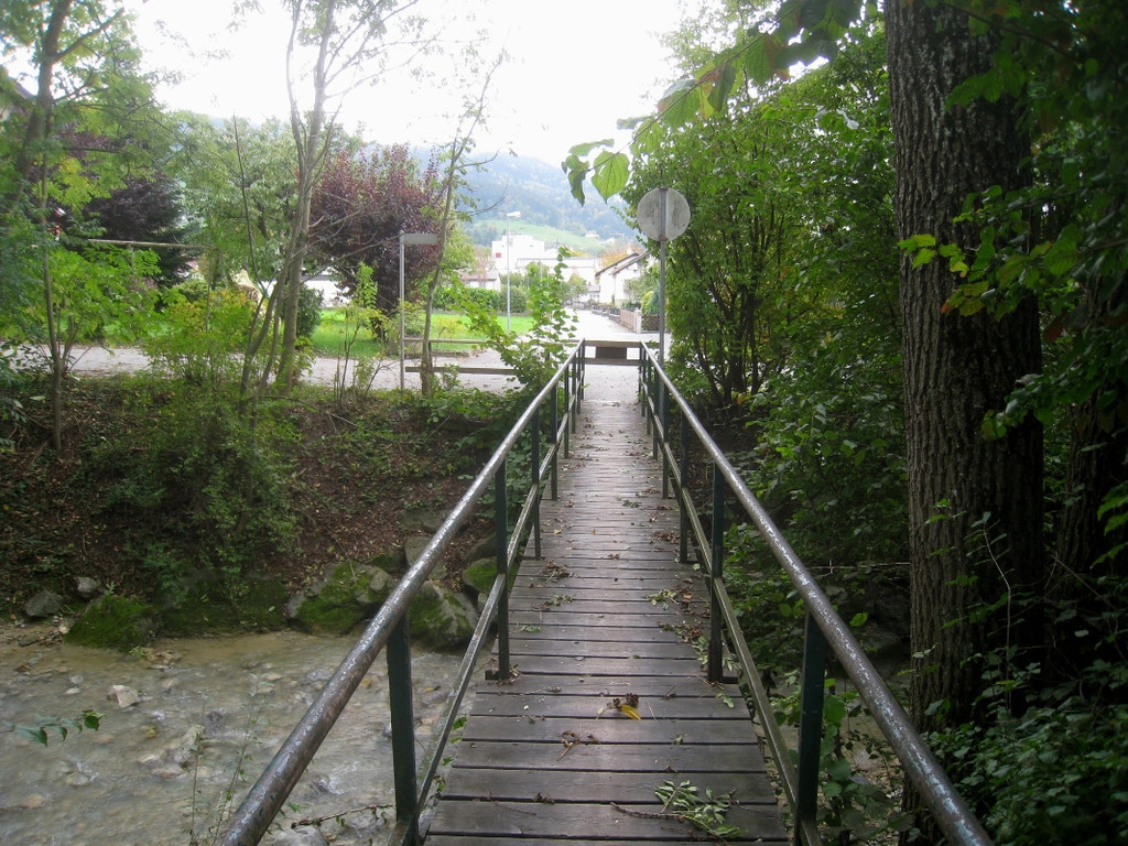 Sperre Bruecke Ruggbach Weidenweg _12__jpg-1318874179