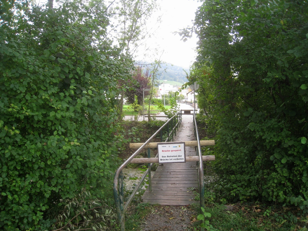Sperre Bruecke Ruggbach Weidenweg _3__jpg-1318874053