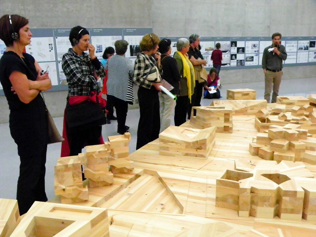 112_1868_JPG-1318893745