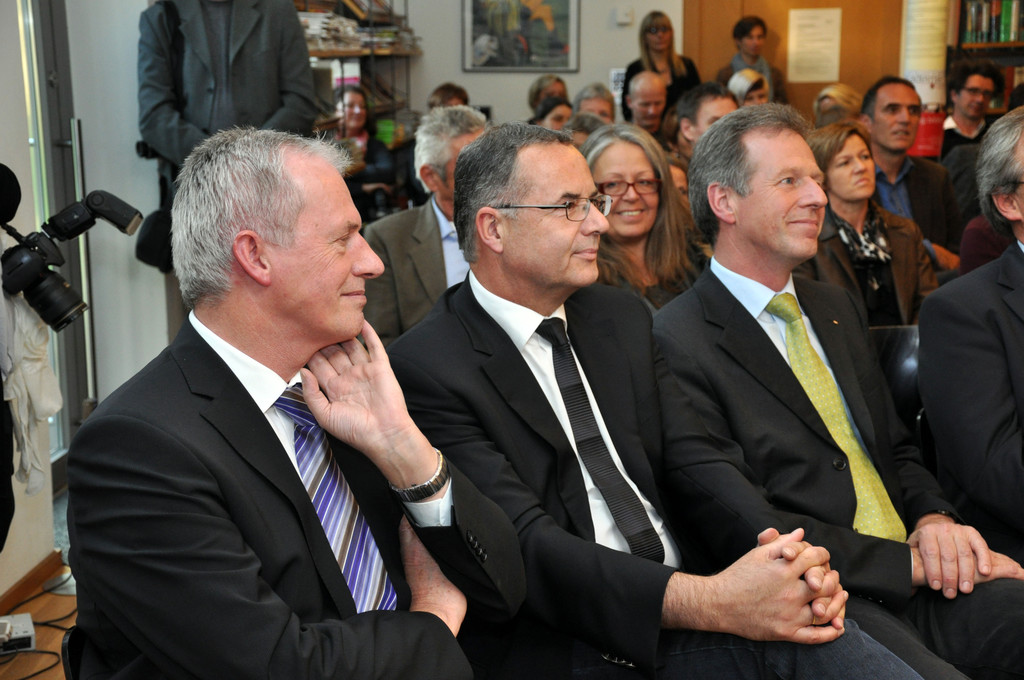 DSC_0050_JPG-1318893847