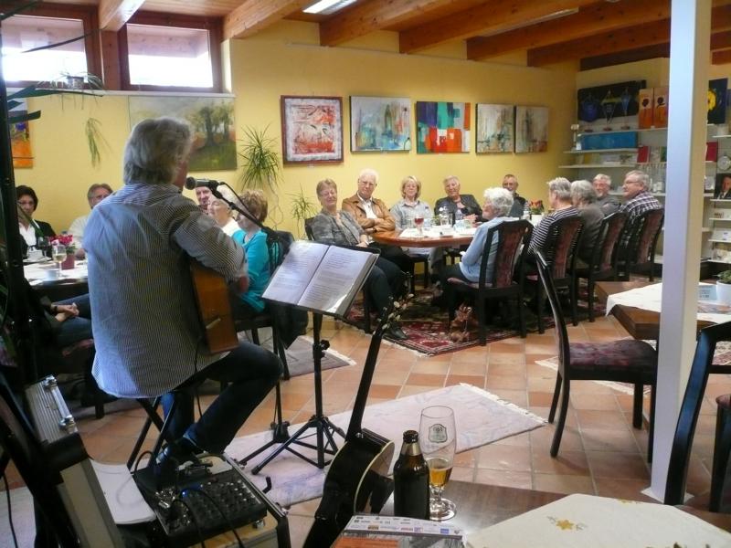 K800_P1110984_JPG-1318931737