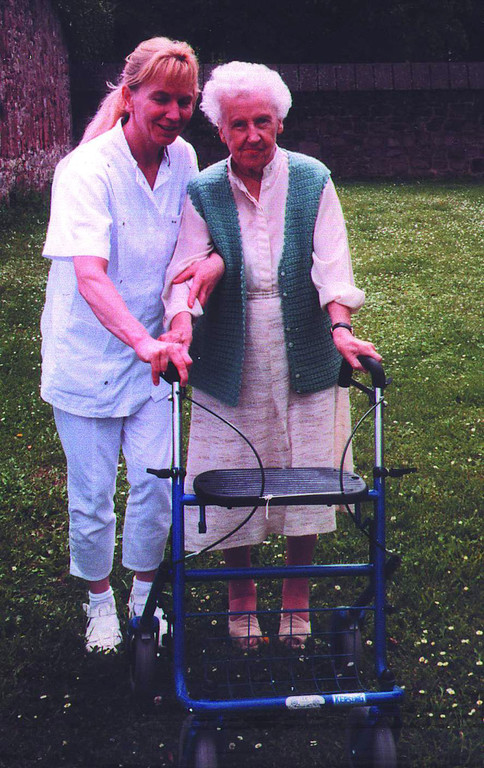 altenpflege03_jpg-1318940006