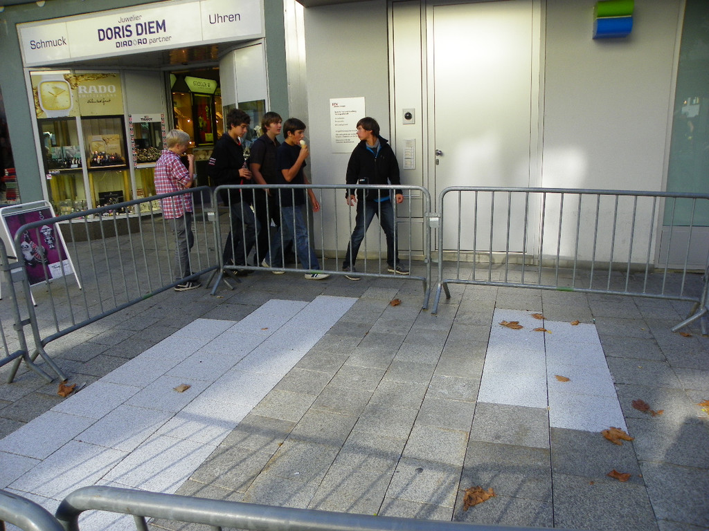 112_8684_JPG-1318973084