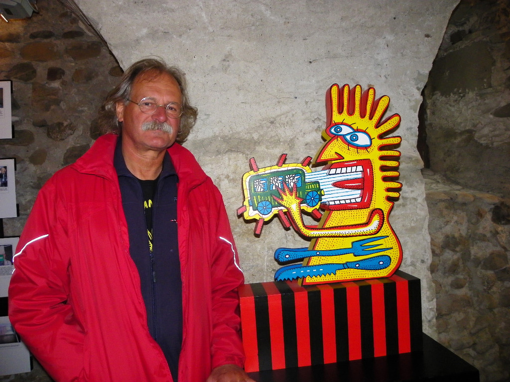 112_9069_JPG-1318978268