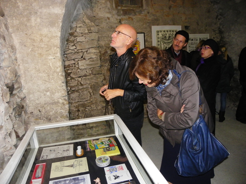 112_9073_JPG-1318978296