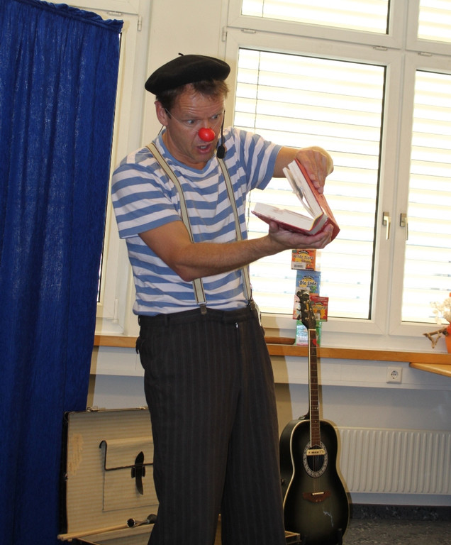 Buecherei Clown DIDO Leseanimation 2011 _7__jpg-1319025238