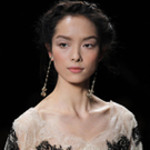 Trend: Elegante Blässe auf dem Catwalk in Paris, Herbst 2011