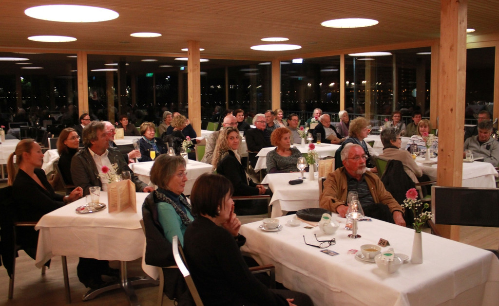 Seehotel Buchpr__sentation Hutzl-Ronge 2011 _25__jpg-1319214598