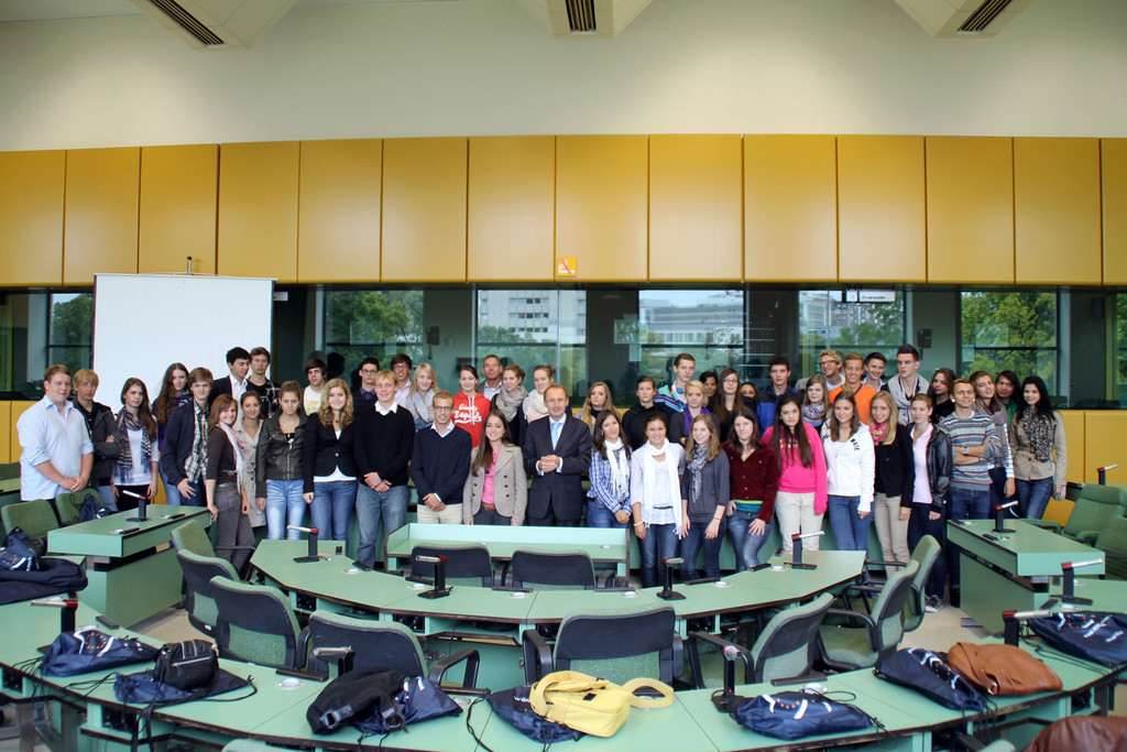 IMG_5565_jpg-1319365454