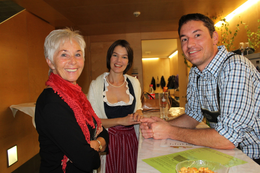 IMG_8385_jpg-1319365257