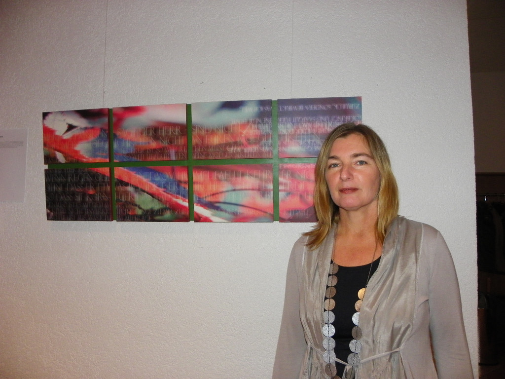 112_9212_JPG-1319370659