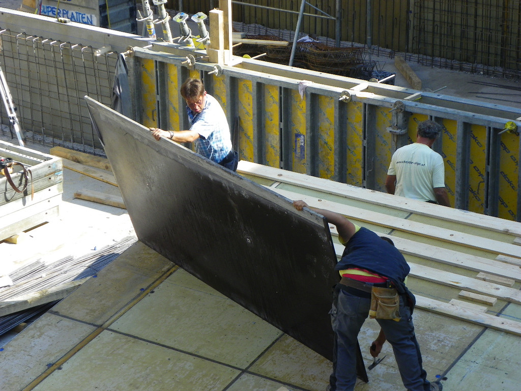 112_8171_JPG-1319388703