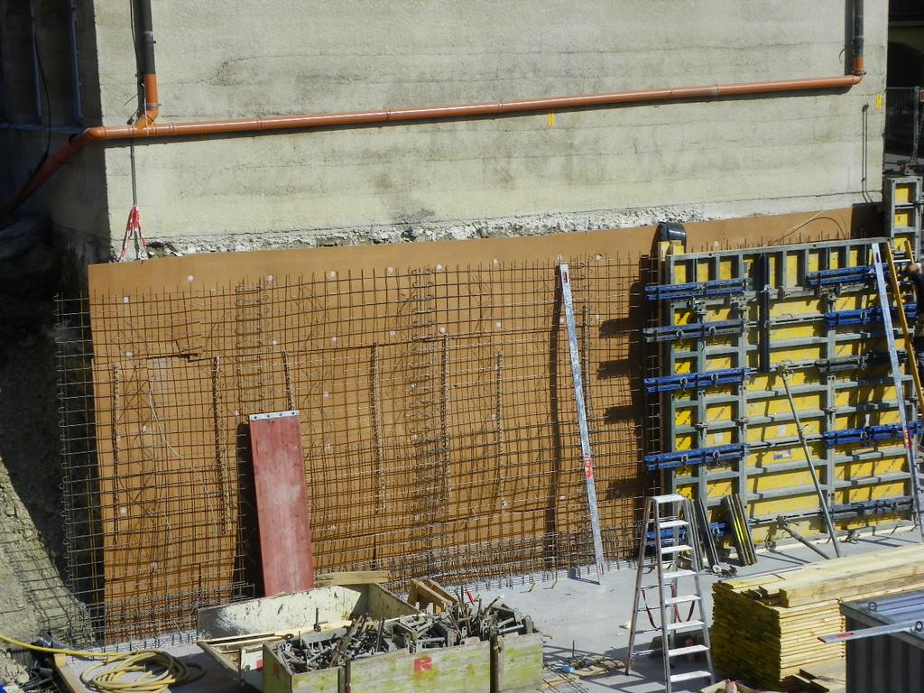 112_8204_JPG-1319388750