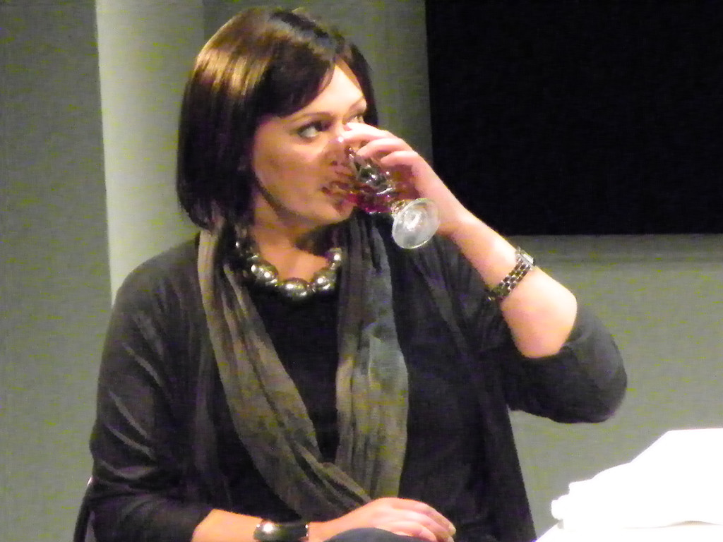 112_8918_JPG-1319390759