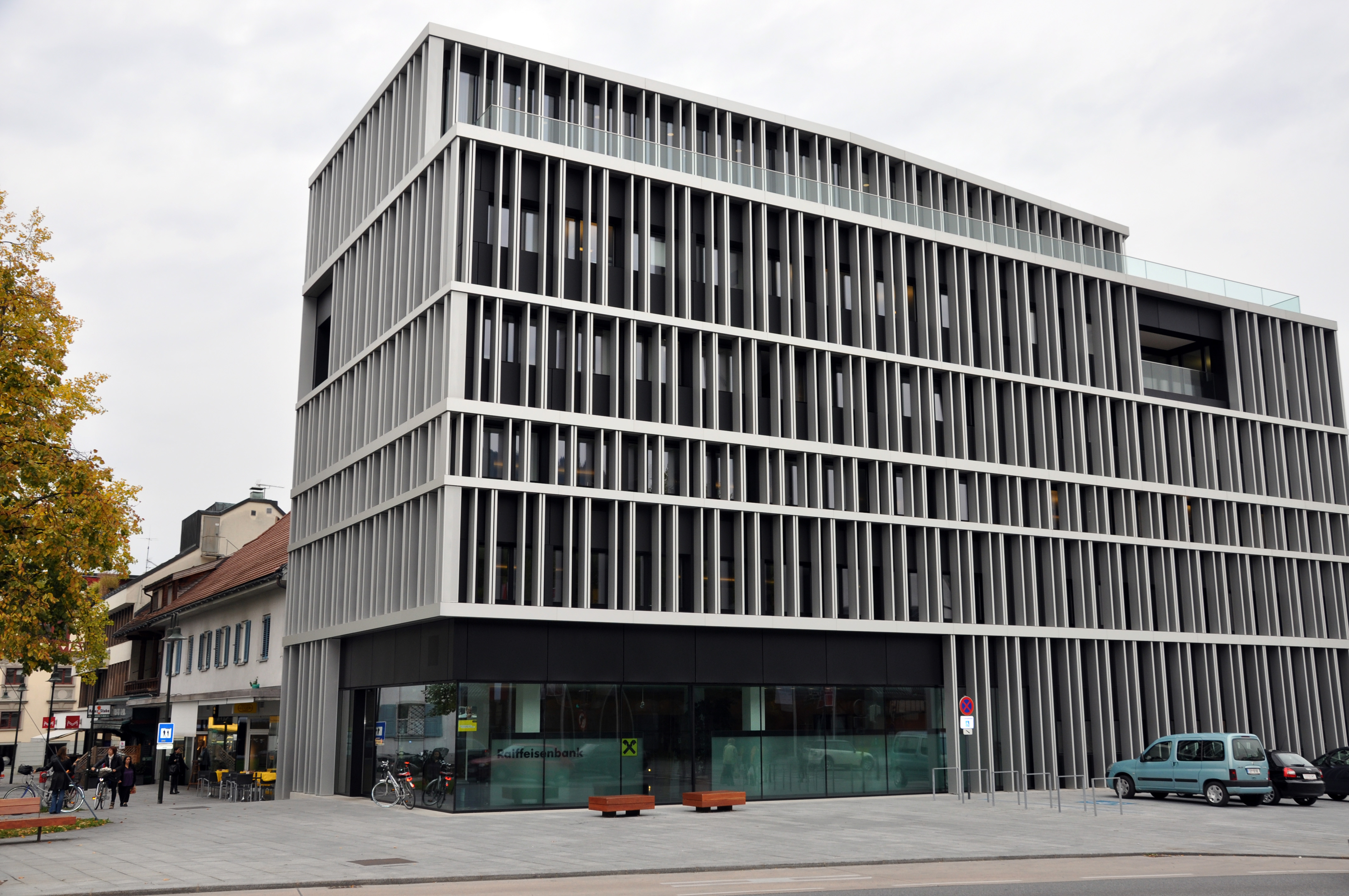 DSC_0204_JPG-1319408199