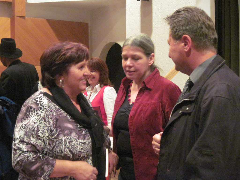 IMG_0003_JPG-1319427547