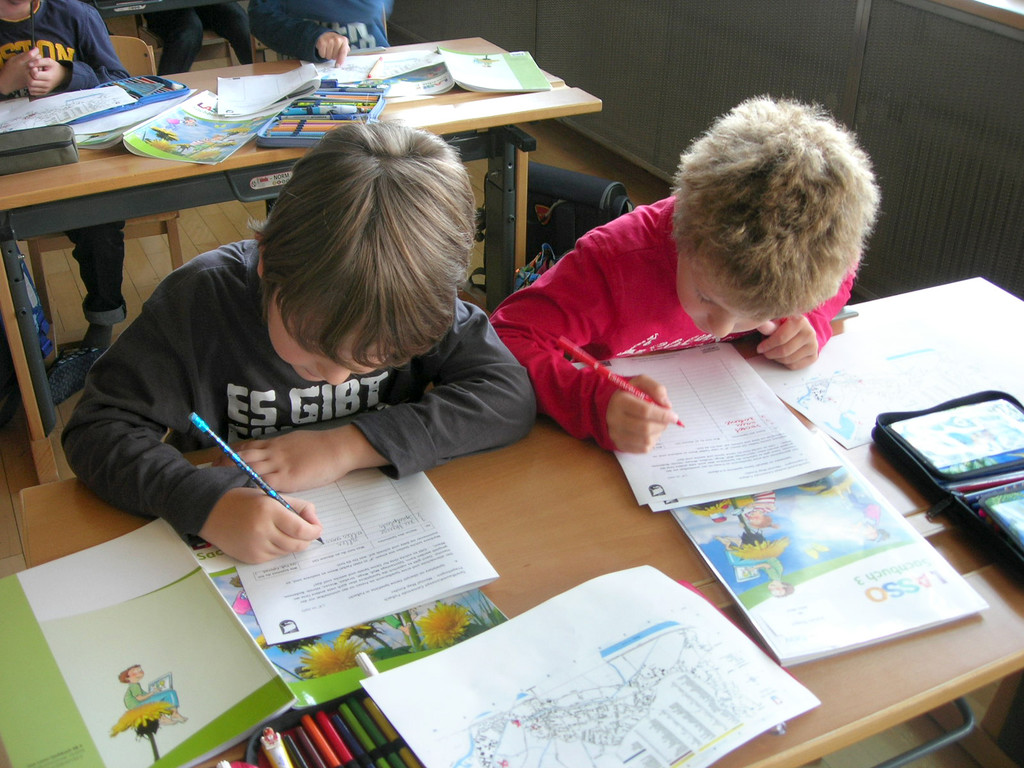 Kinder 1 VS_jpg-1319464547