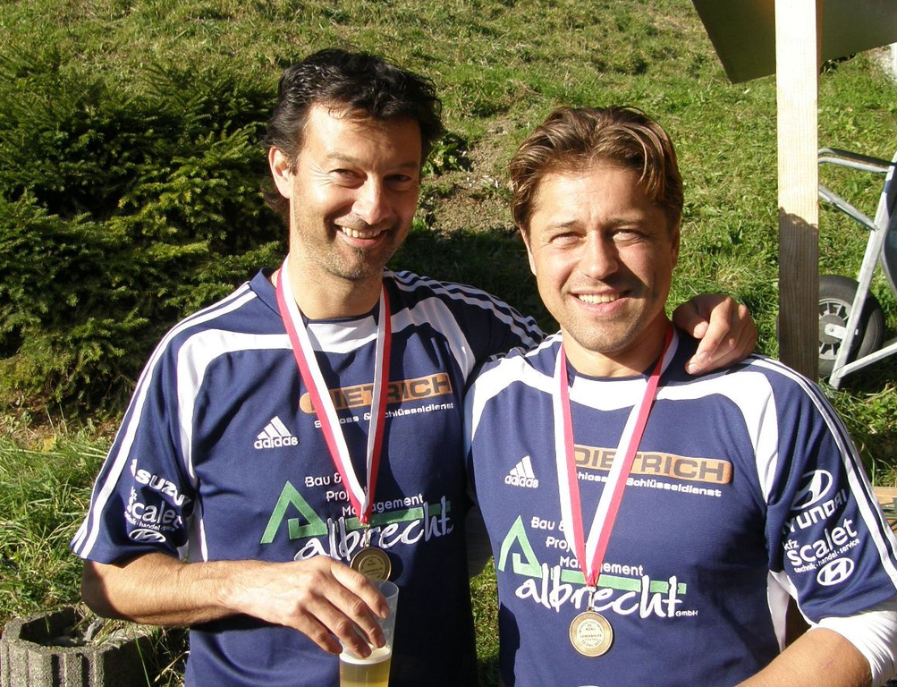 PA220002_JPG-1319469212