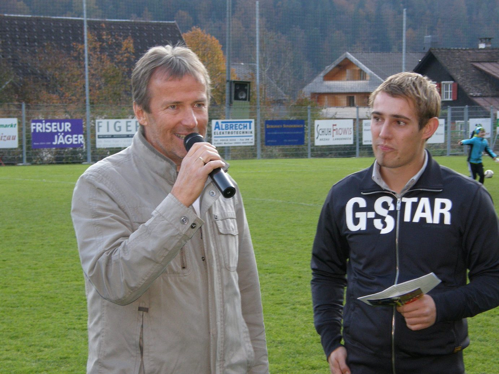 PA220043_JPG-1319469349