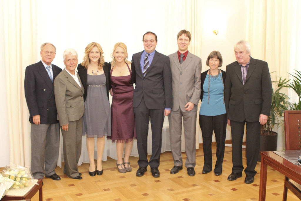 IMG_1087_jpg-1319621980