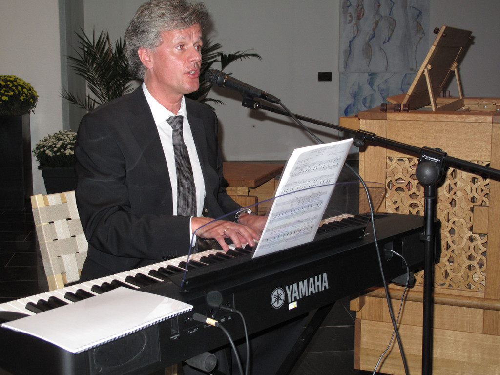 Gerald Fleischs Liedertexte ber__hrten.JPG