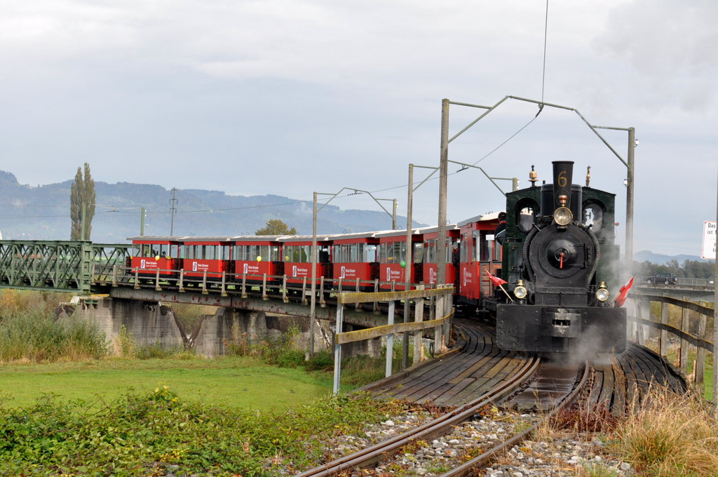 Rheinbaehle026.JPG